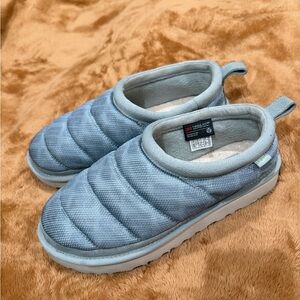 Gently worn 3M Ugg Tasman Thinsulate Shoes